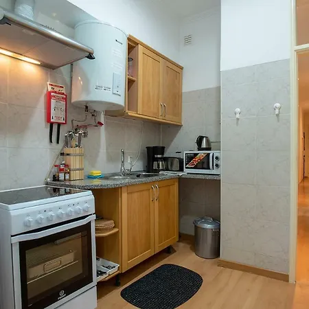 Liverpool Tree * Lisbona